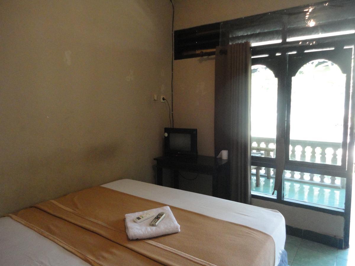 Pakuna Beach Senggigi Exterior foto